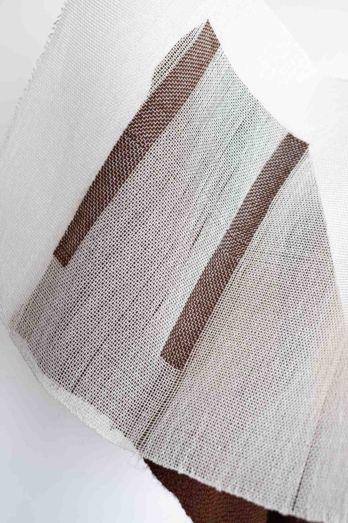 Due Facce Dello Stesso Ordito (2020) 62x51.5x28 cm Paper yarn, Alpaca