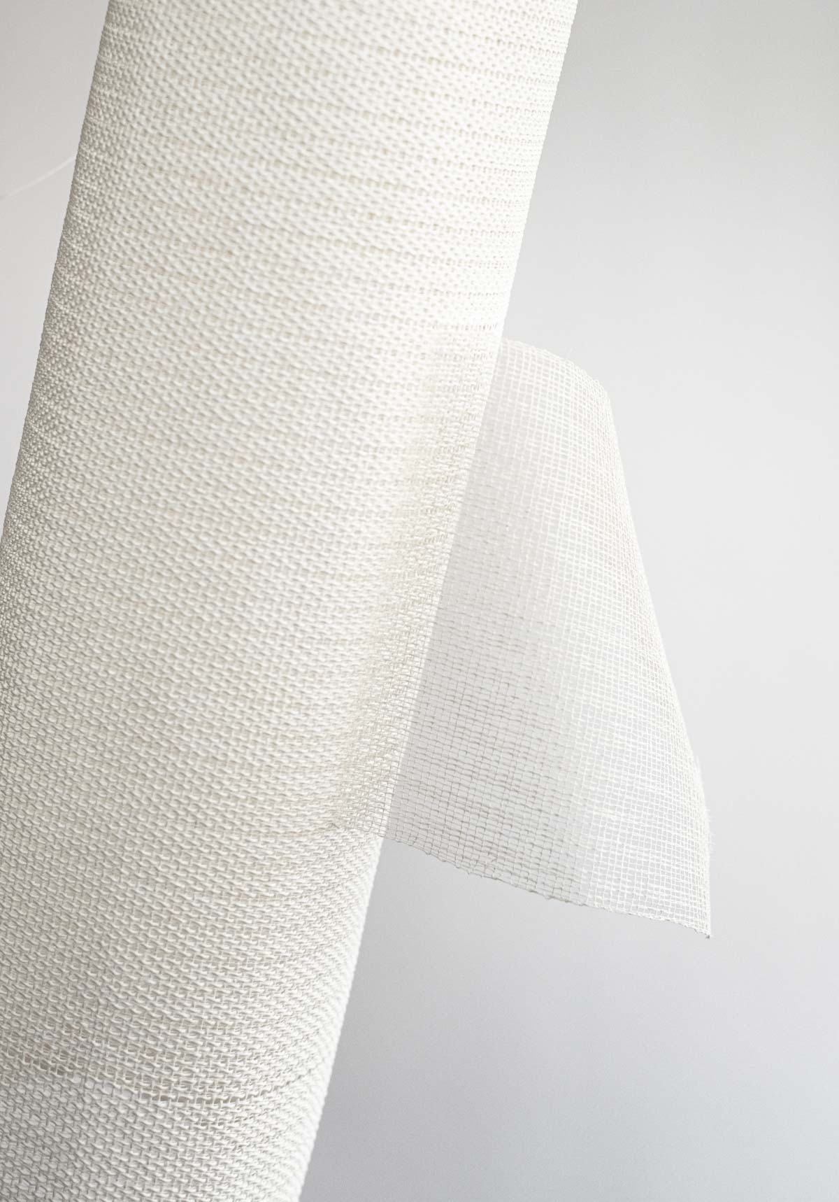 Tubolare Con Strappo Perpendicolare (2021) 30x12,5x11 cm Paper yarn